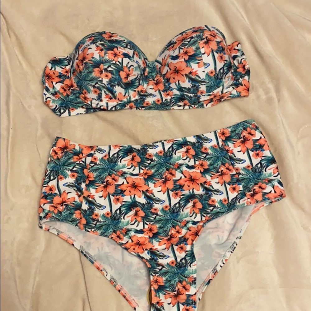 Bathing suit